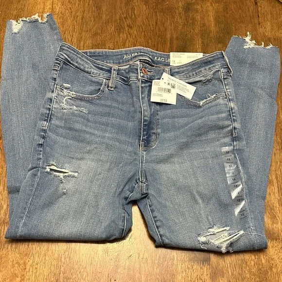 American Eagle Outfitters Ripped Blue Jeans - Picture 3 of 9